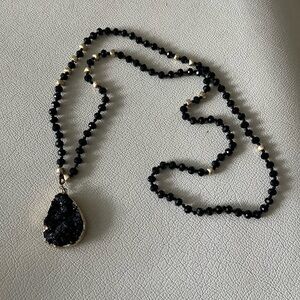 Elegant Black and Gold Necklace